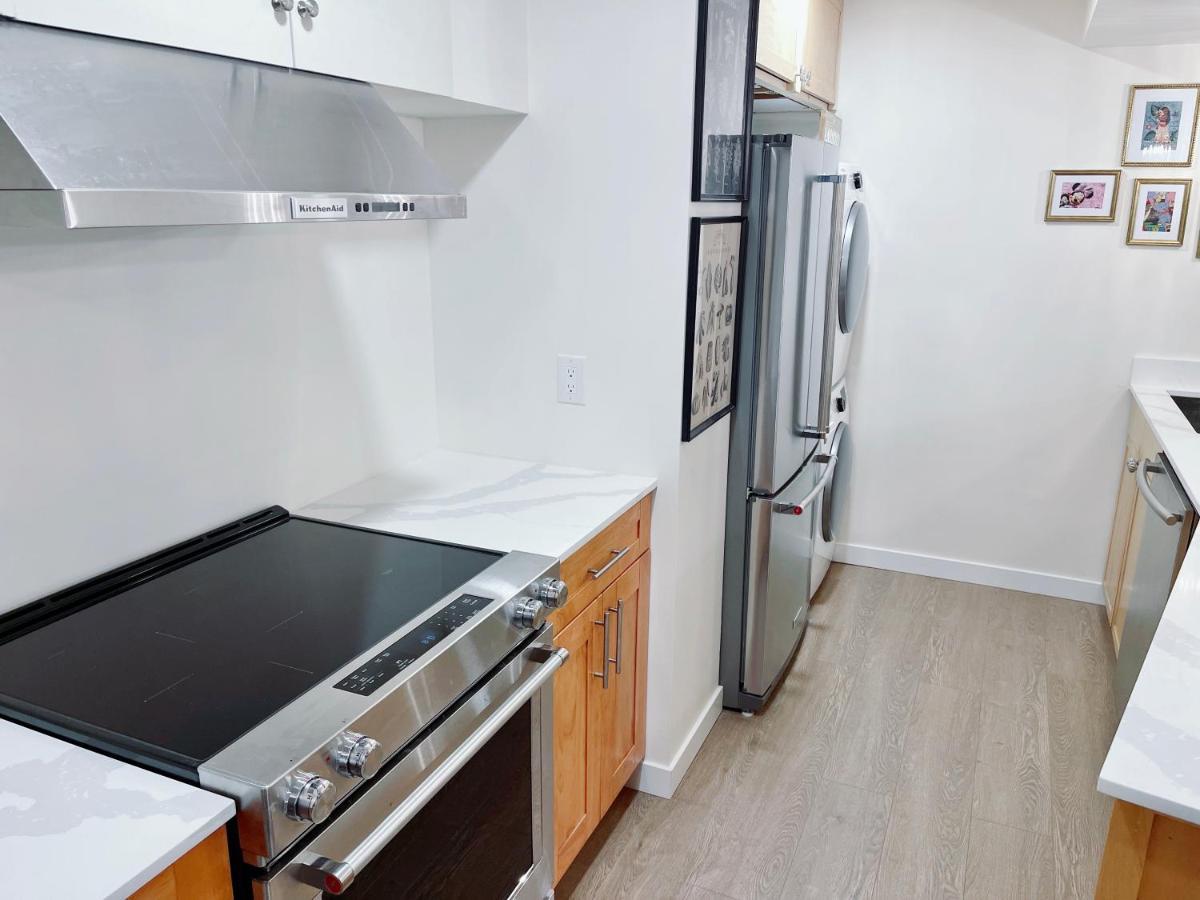66 Creek Garden House Villa West Vancouver Esterno foto